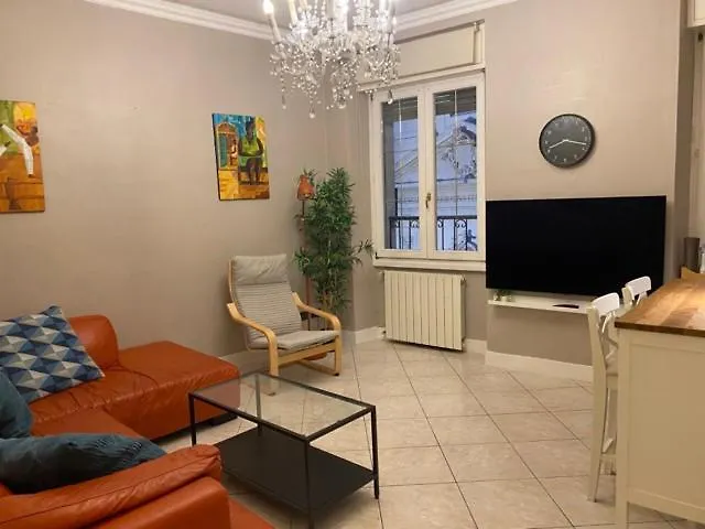 Iris- Brescia Old Town Apartment